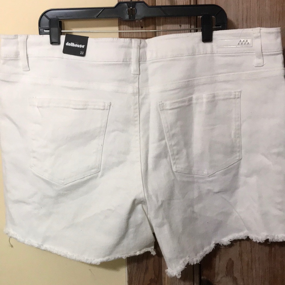 Shorts - Picture 2 of 2